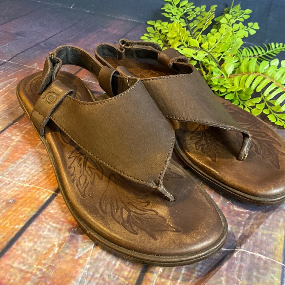 Born Leather  Padded Thong Sandals